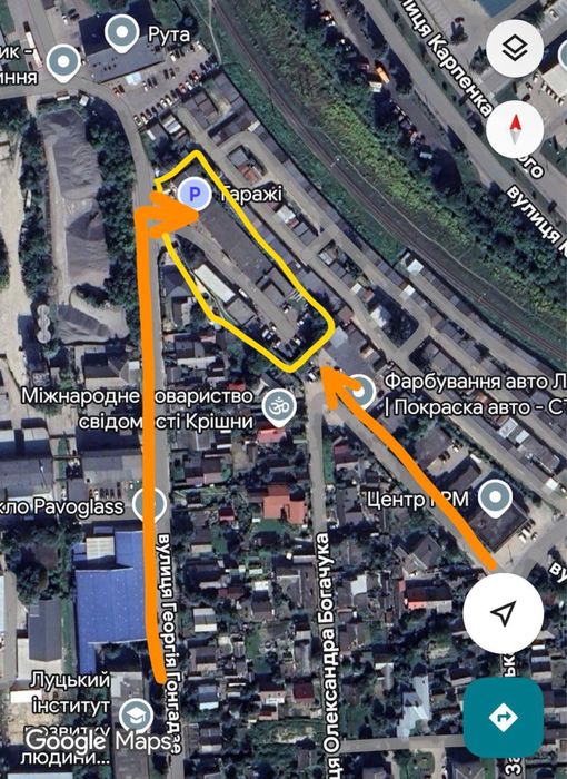 Продам приміщення, склади, гаражі, площею 1270 кв.м.