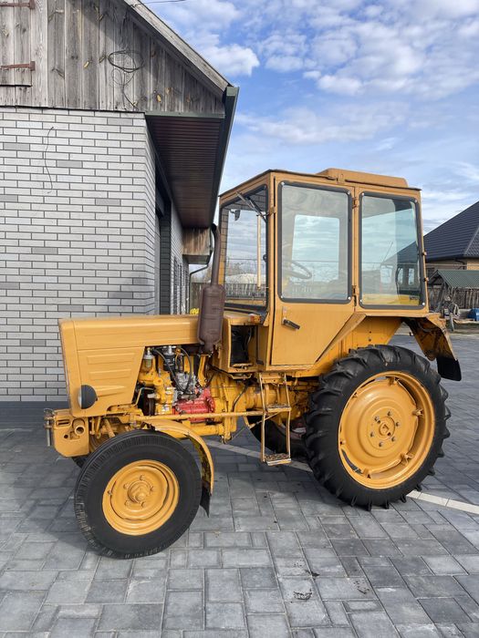 Продам трактор т25