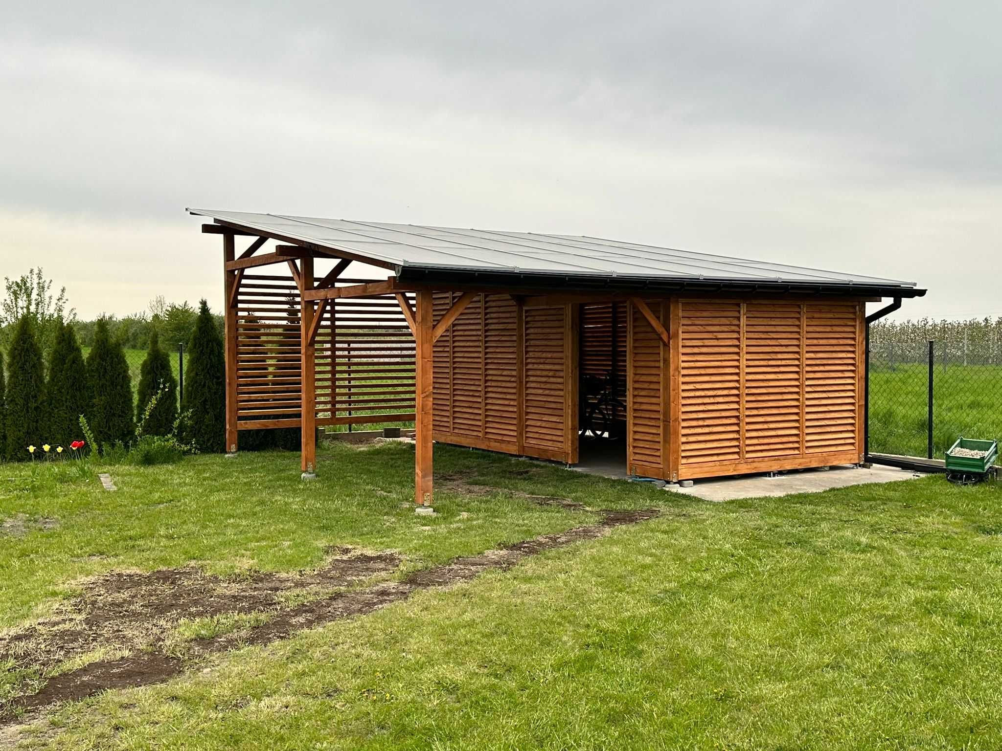 Drewniana Wiata Altana Fotowoltaiczna 9.9 kW z magazynem 15 kWh