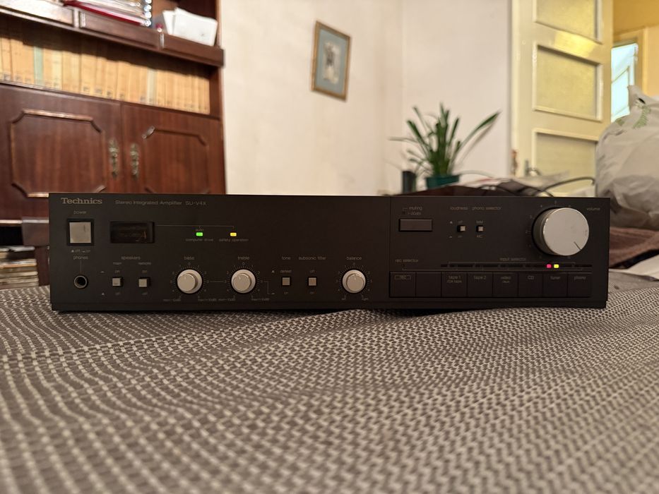 Amplificador Technics SU-V4X