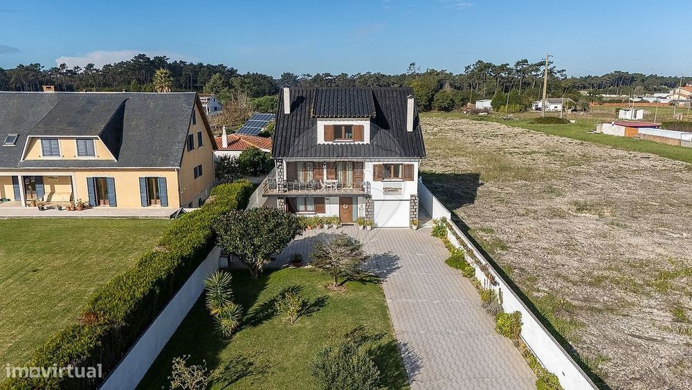 Moradia T5 para venda