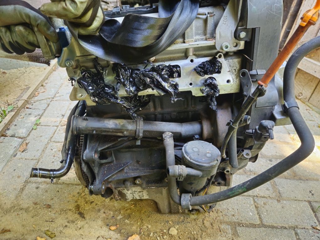 Silnik VW golf IV bora Audi a2 1.6FSI kod BAD