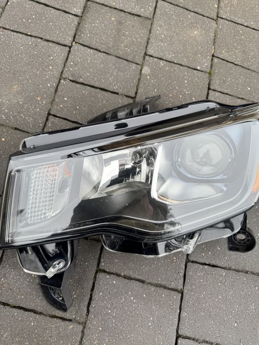 Reflektor Lewy Halogen Lampa –  Jeep grand cherokee wk2
