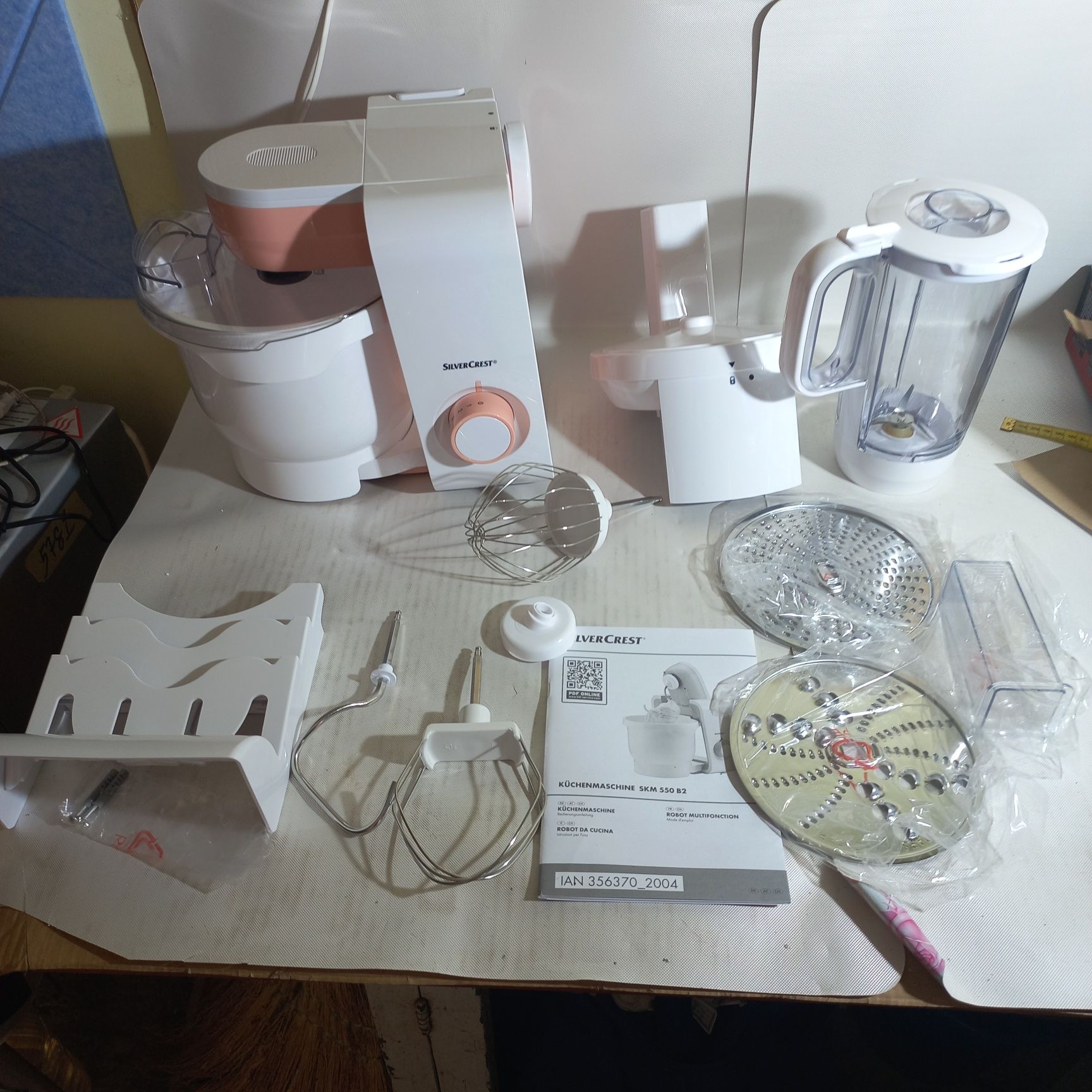 Кухонний комбайн SILVERCREST® »SKM 550 B2«,550 W

Характеристики

4 рі