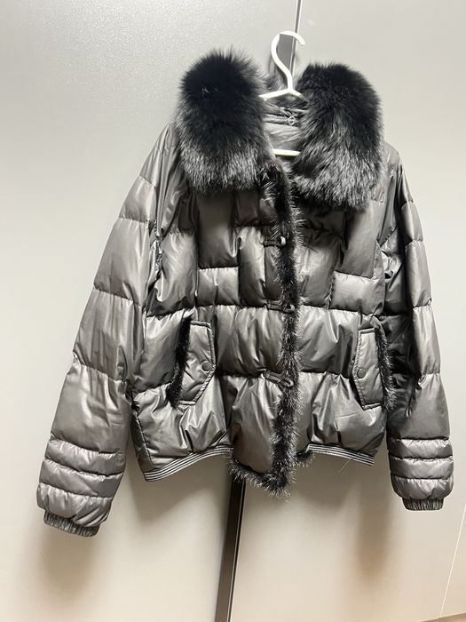 Продам куртку- пуховик