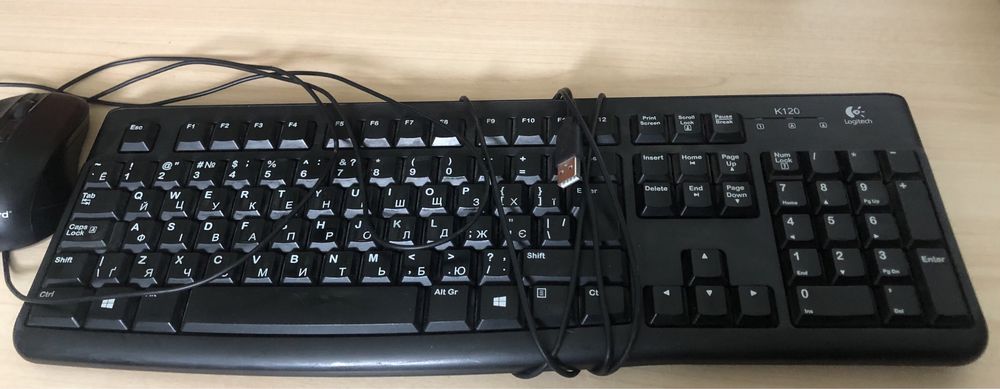 Клавиатура + мышка + коврик