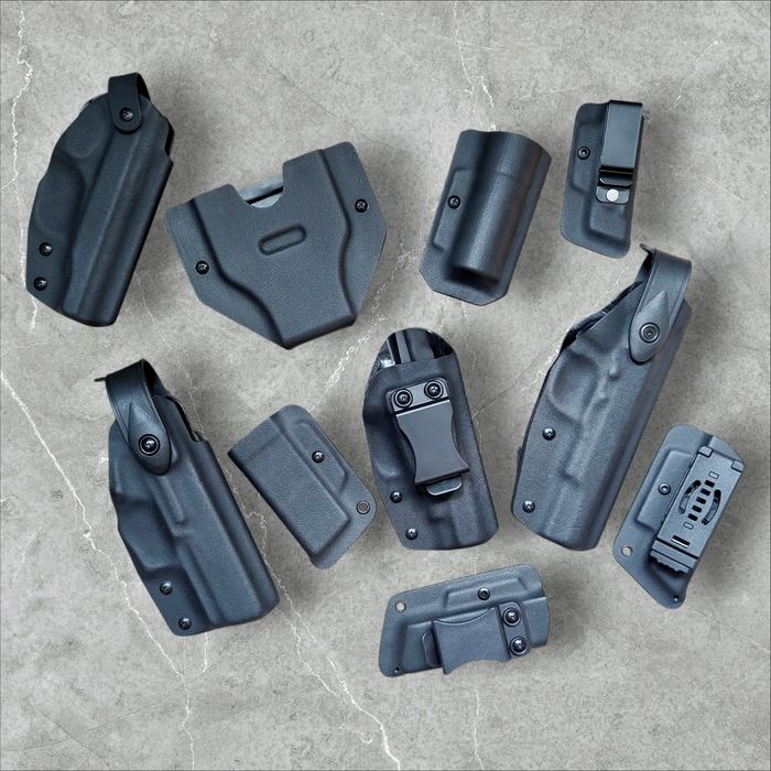 Кобури, підсумки з термопластику АВС.