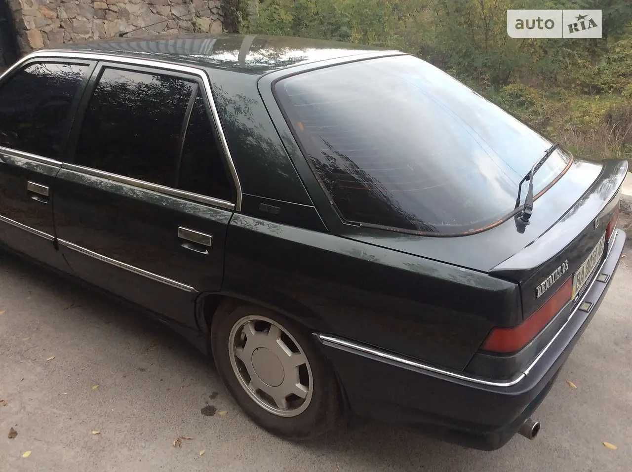 Продам Renault 25