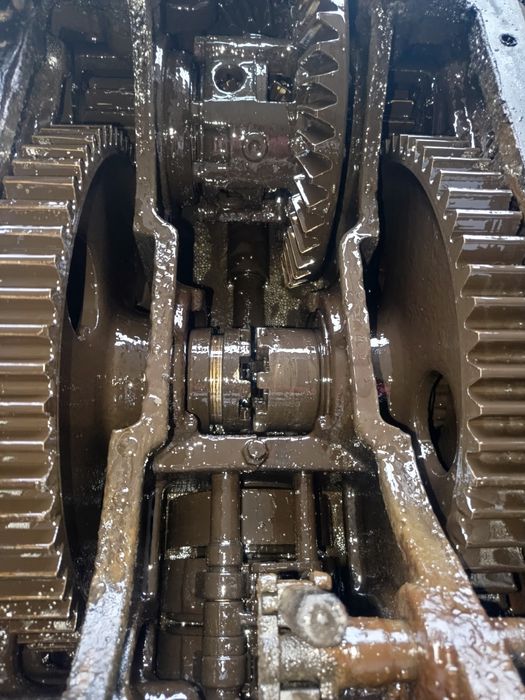 Продам запчастини для мтз