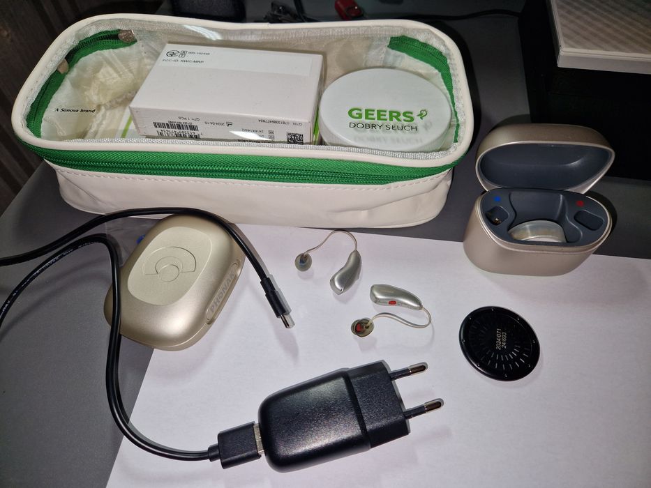 Phonak Audeo L30-R aparat słuchowy dwie słuchawki lewa i prawa