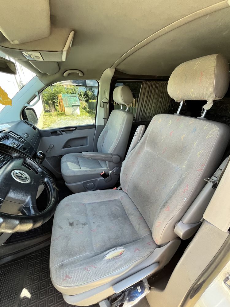 Volkswagen transporter T5 2.5TDI