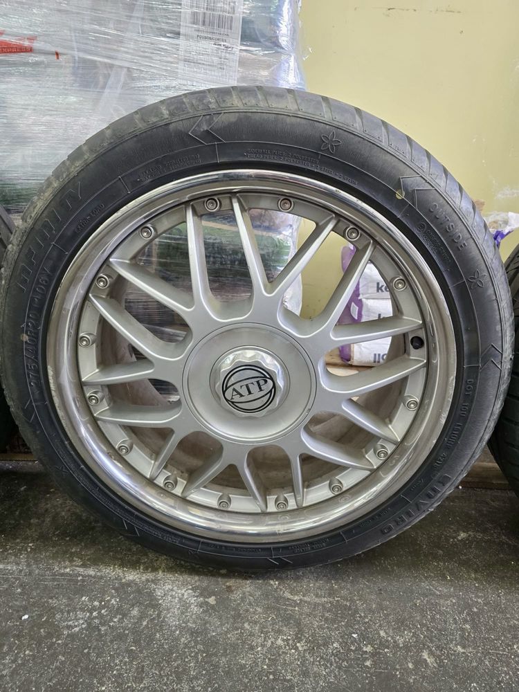 Jantes c/pneu 275/40 R20