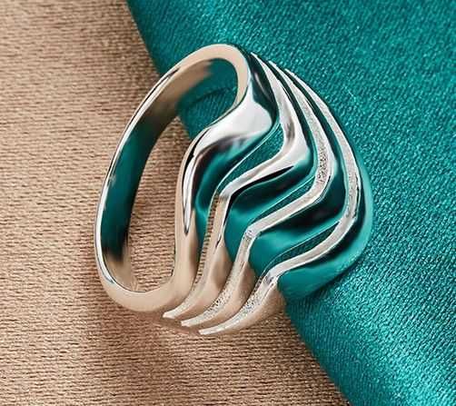 Pierścionek Srebrny Wyjątkowy :) Gratisy Świąteczne Promocje !:)