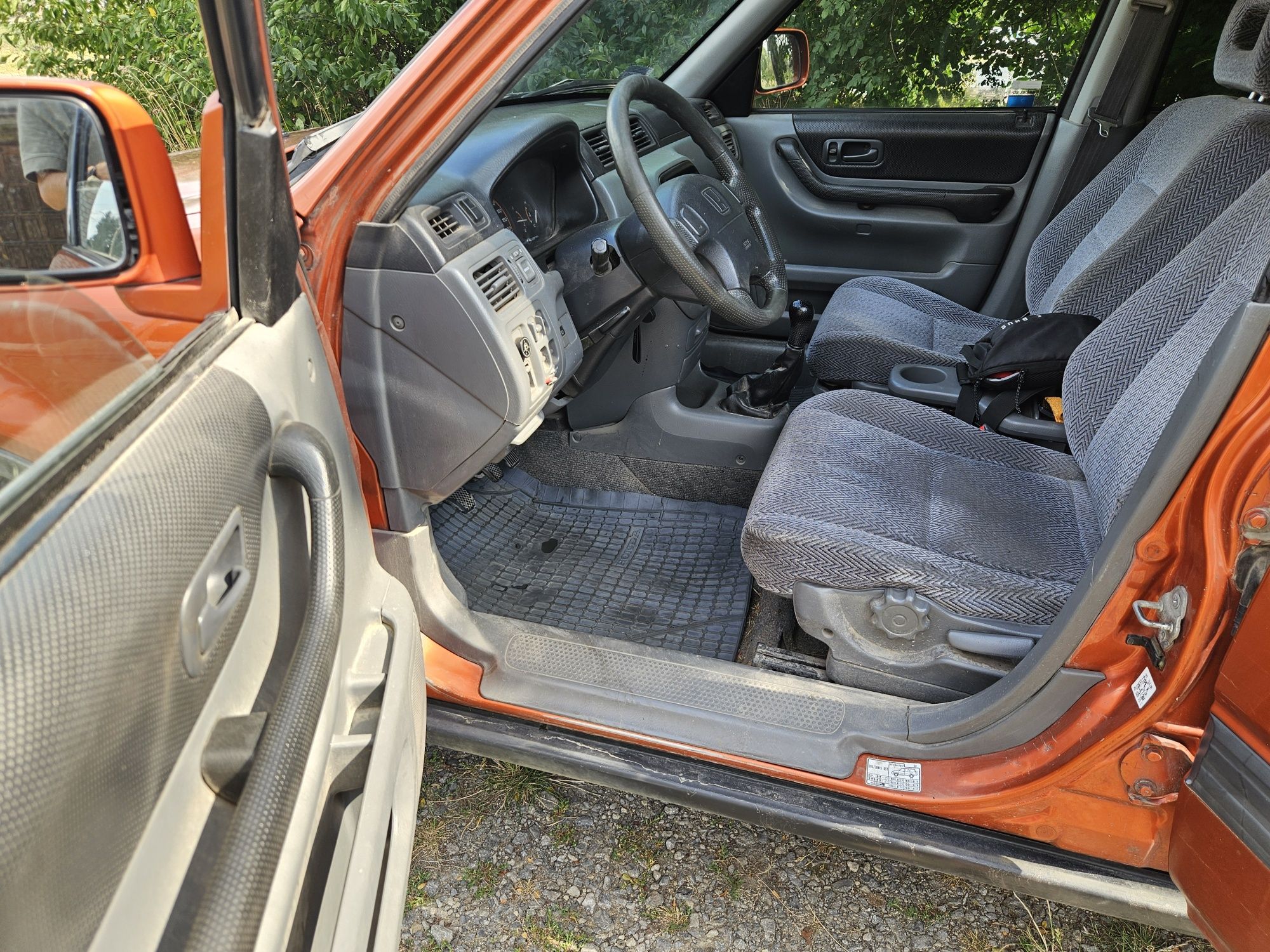 Honda CR-V 2000 рік 2.0 газ бензин 4×4 для військових