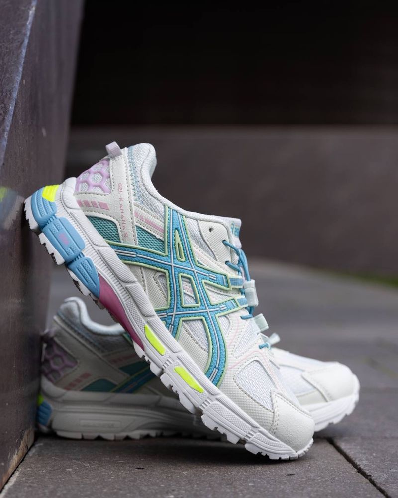 Женские кроссовки асикс гель кахана Asics Gel Kahana 8 White Blue