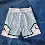 Spodenki jordan nowe XL