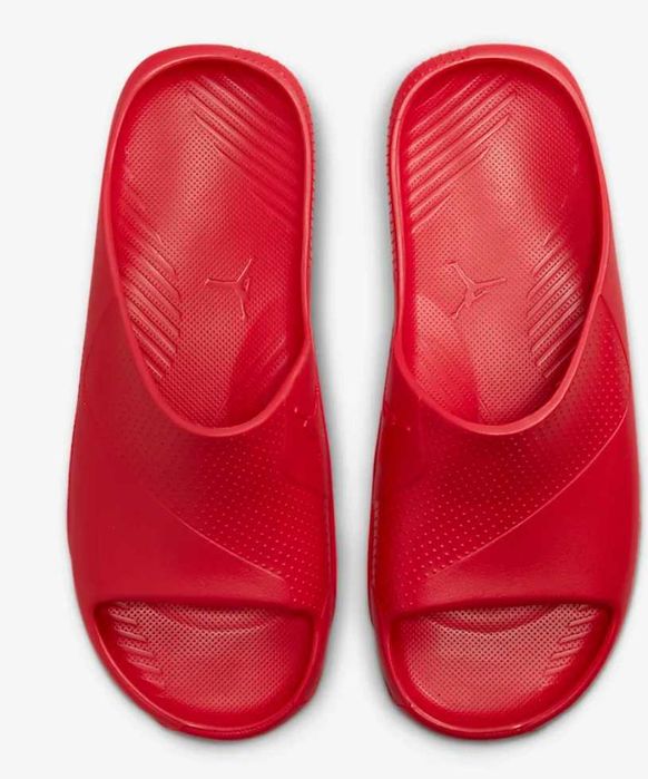 Тапочки Jordan Post (DX5575-001) черные /красные