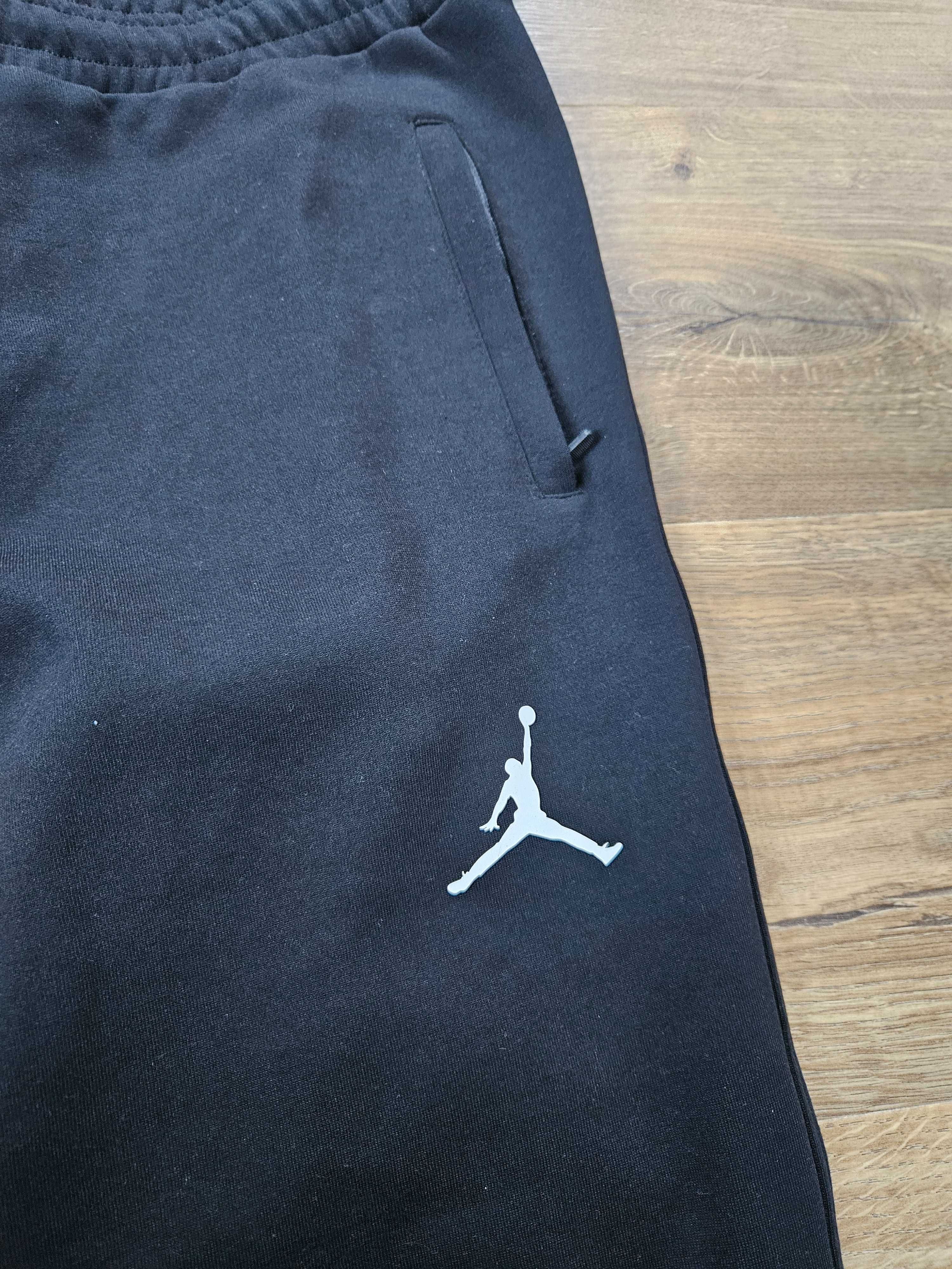 Nowe spodnie dresowe Nike air JORDAN rozmiar S