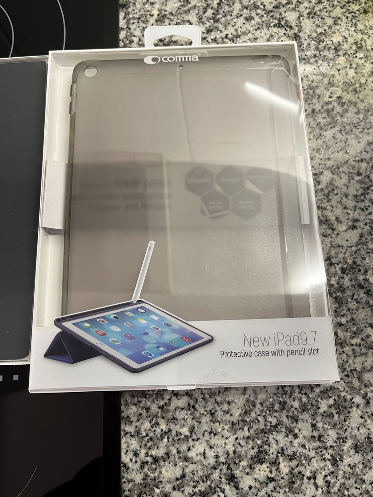 Apple iPad (6.ª geração) 32GB WiFi + Extras - Tudo como novo