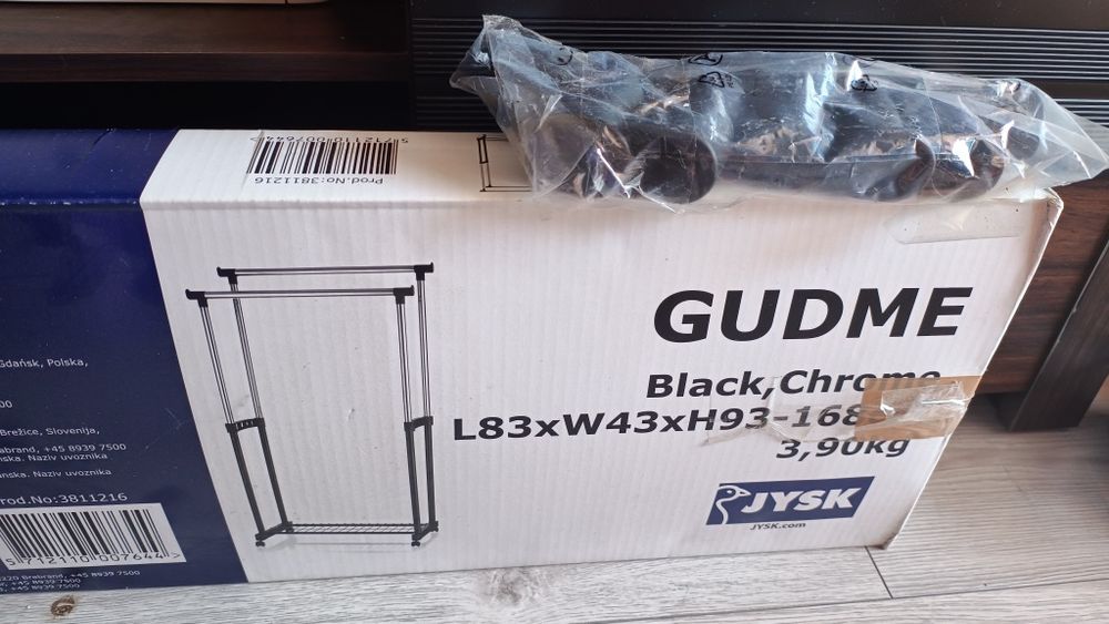 Stojak na ubrania GUDME podwójny czarny Jysk