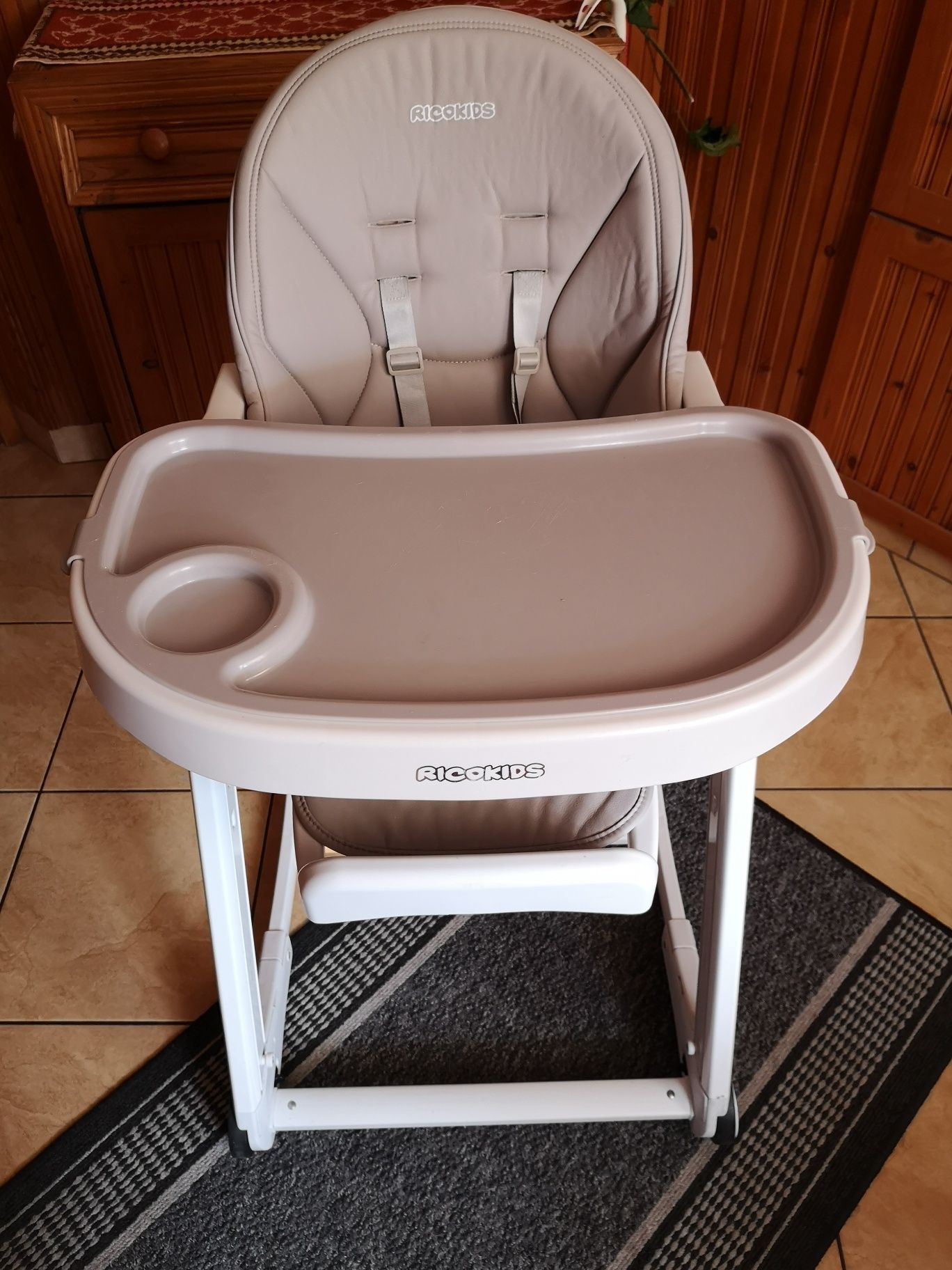 Ricokids Krzesełko do karmienia ze stolikiem