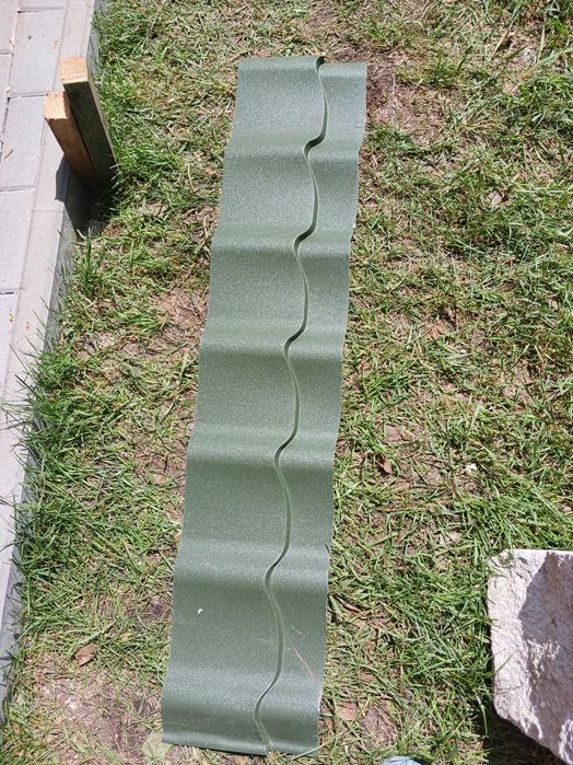 Blacha na dach - pozostałość po montażu