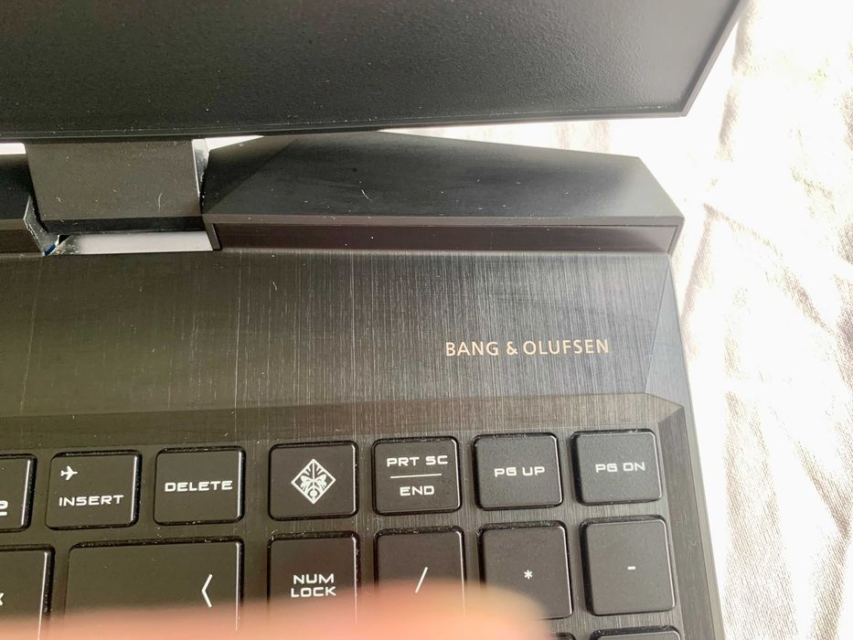 HP OMEN - dc 15 - Só um dono