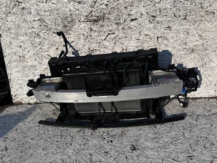 KIA EV6 Передня панель,телевізор