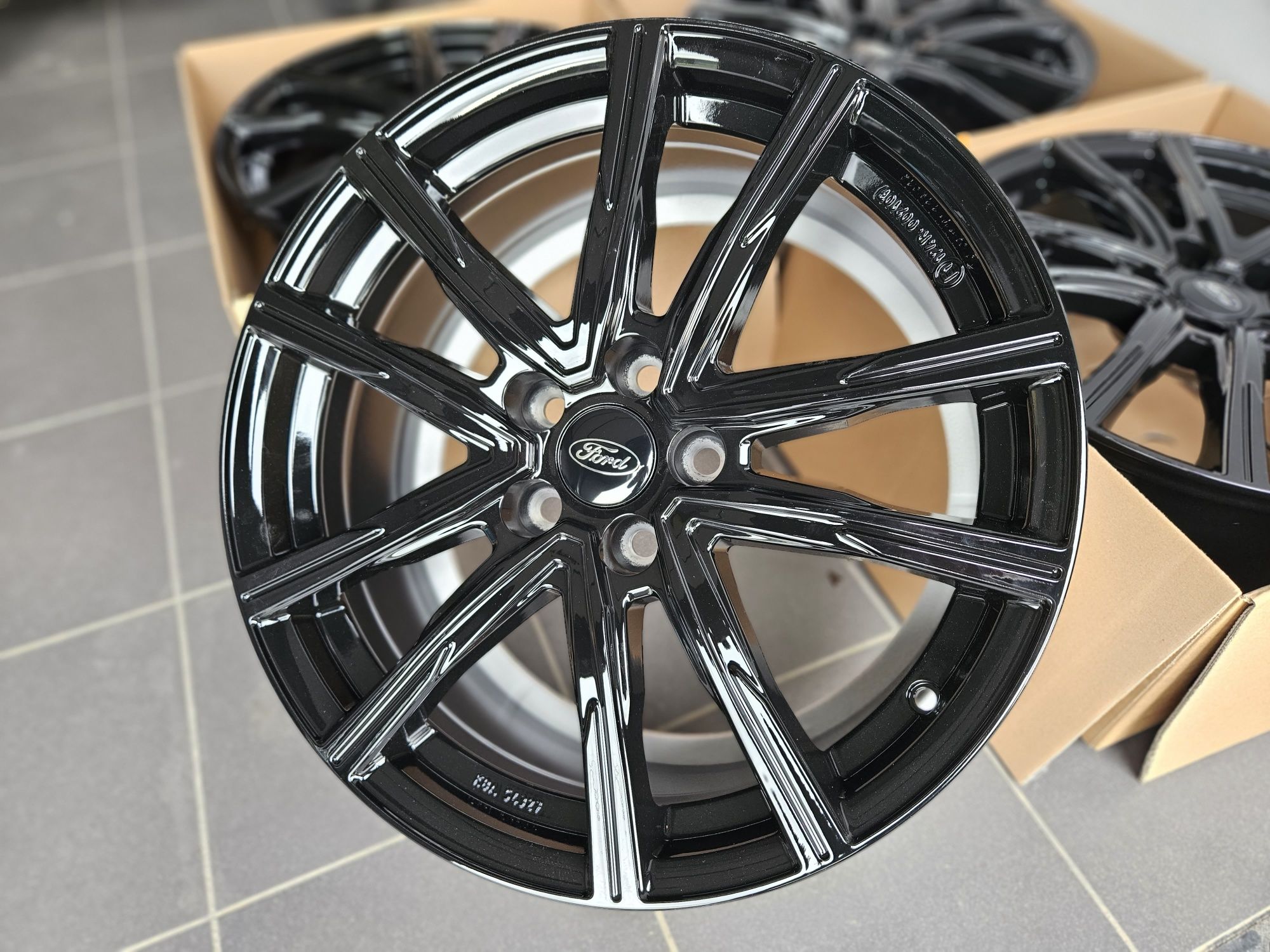Ford 18 " Nowe 5x108 Kuga Puma Mondeo S-Max EDGE Escape Focus Mach-E