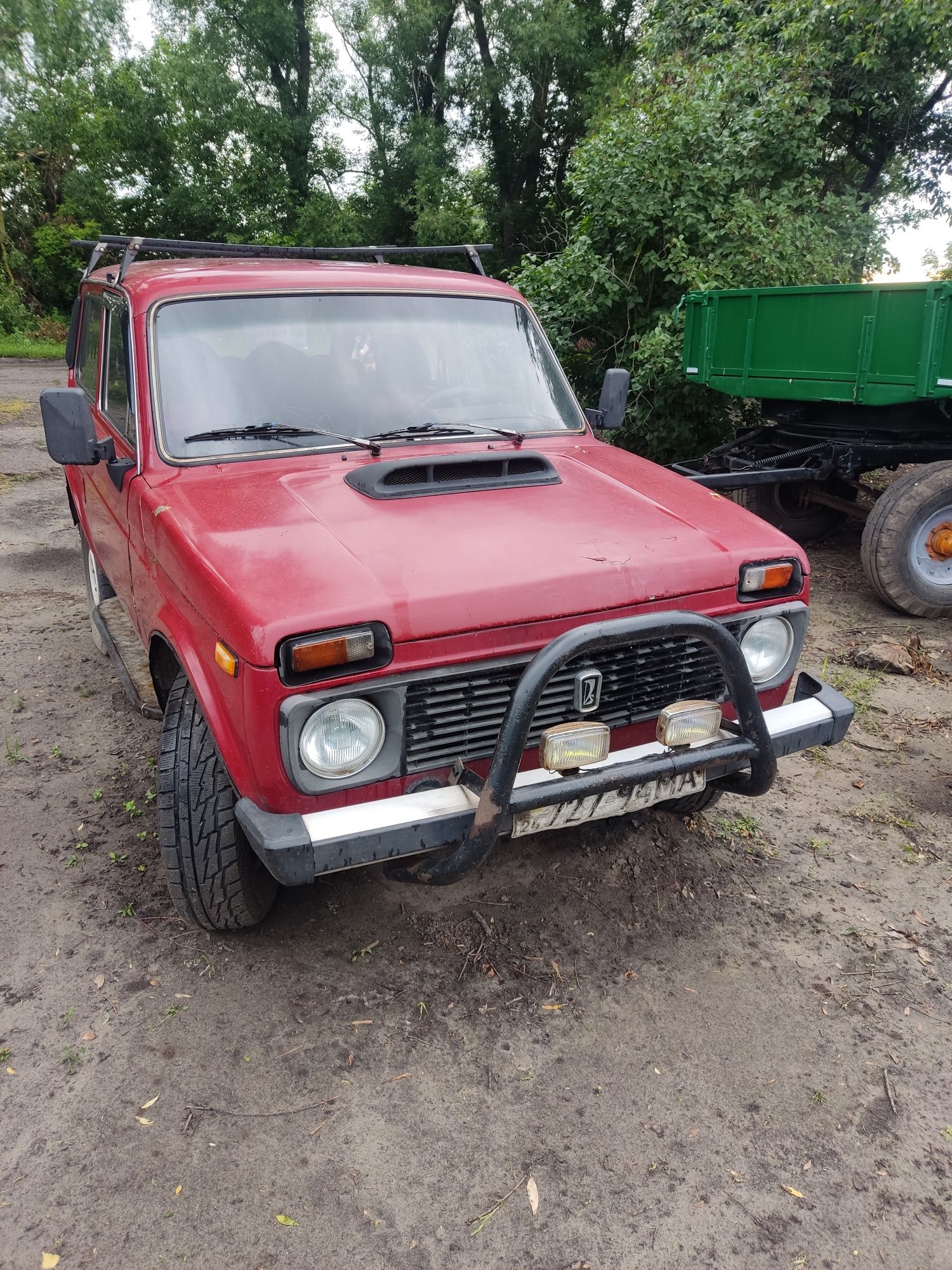 Продам Ниву на боевом ходу