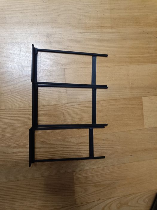 3 stojaki na hot wheels