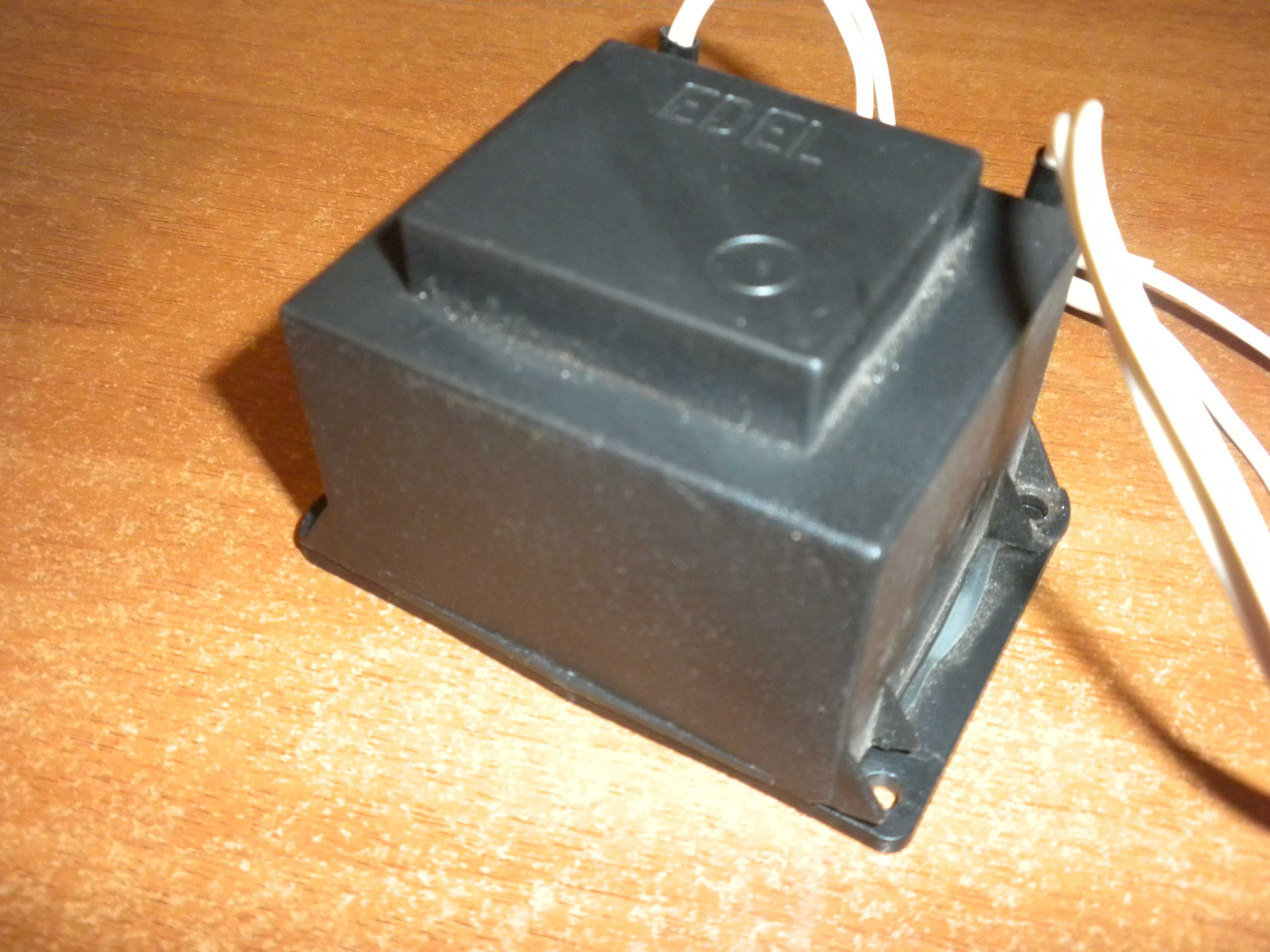 Блок питания EDEL (TR-2300) ~12V 1.2A рабочий
