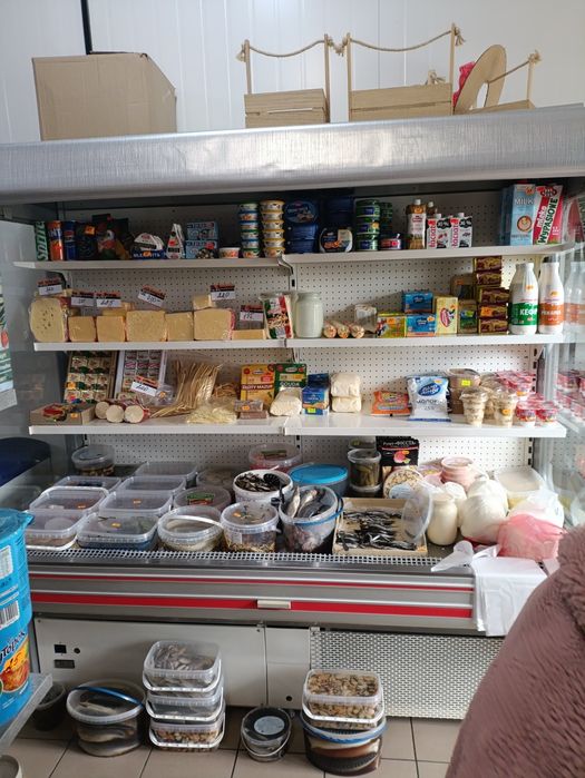 Холодильна вітрина