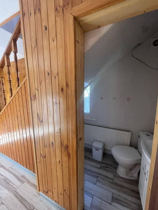 Світлий великий будинок з теплою підлогою та всіма зручностями 37362