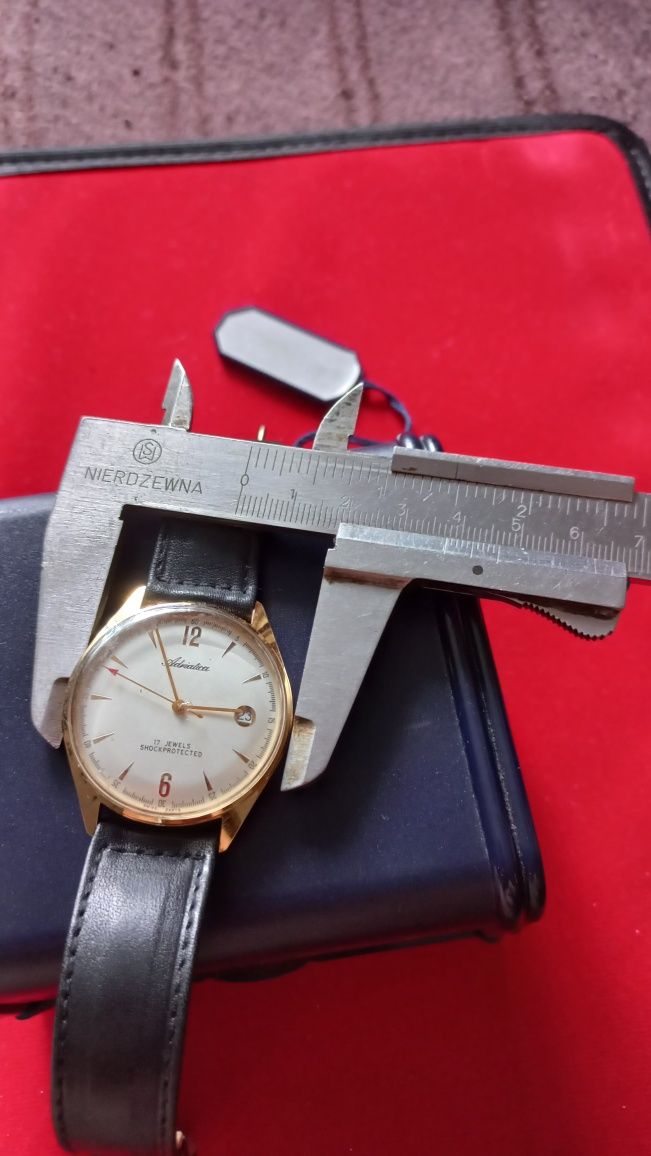 Sprzedam męski zegarek Adriatica vintage Rarytas N.O.S w pudełku