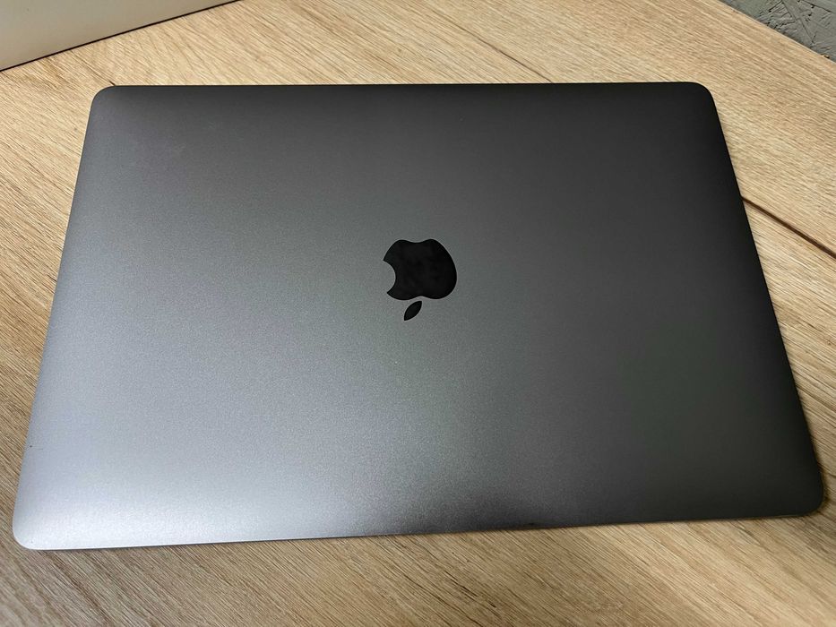MacBook Air M1 16/256