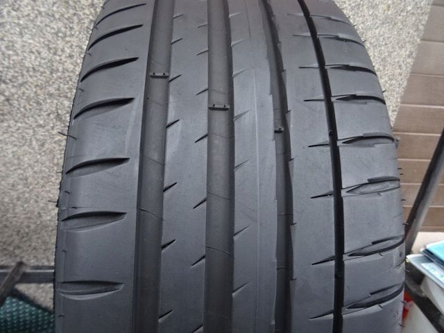 225/40/ZR18 92Y Michelin Pilot Sport 4