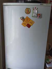 Продам холодильник" Атлант "б.у в хорошем состоянии