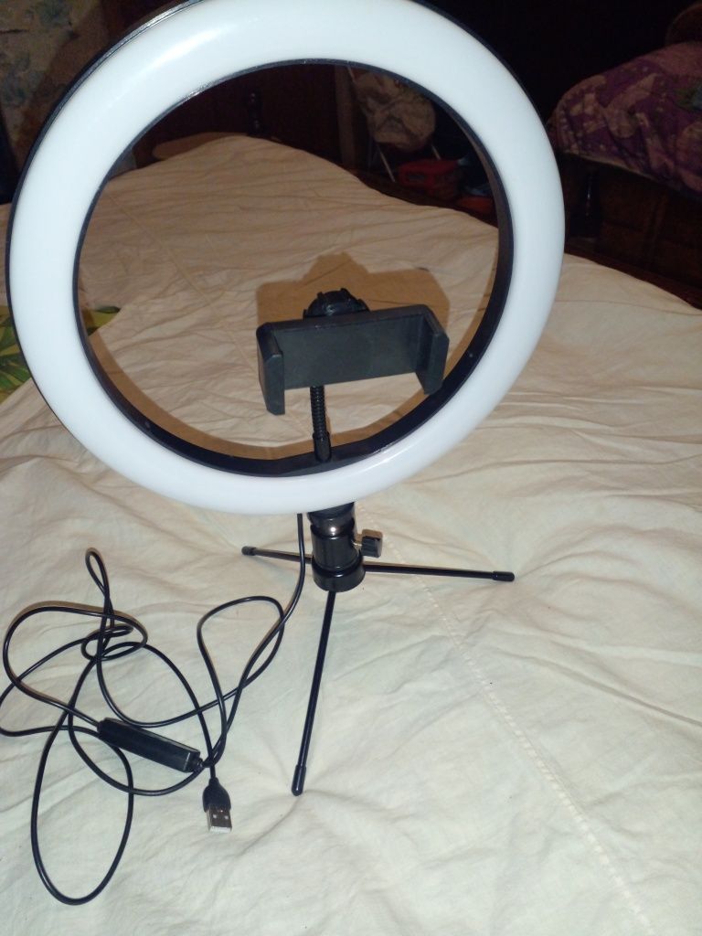 Продам лампа блогера селфи лампа с штативом