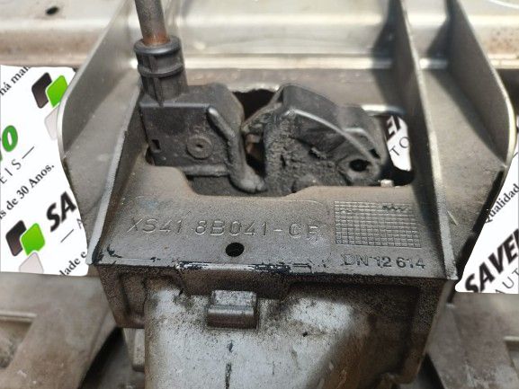 Frente em fibra ou chapa FORD Focus I Carrinha (DNW)