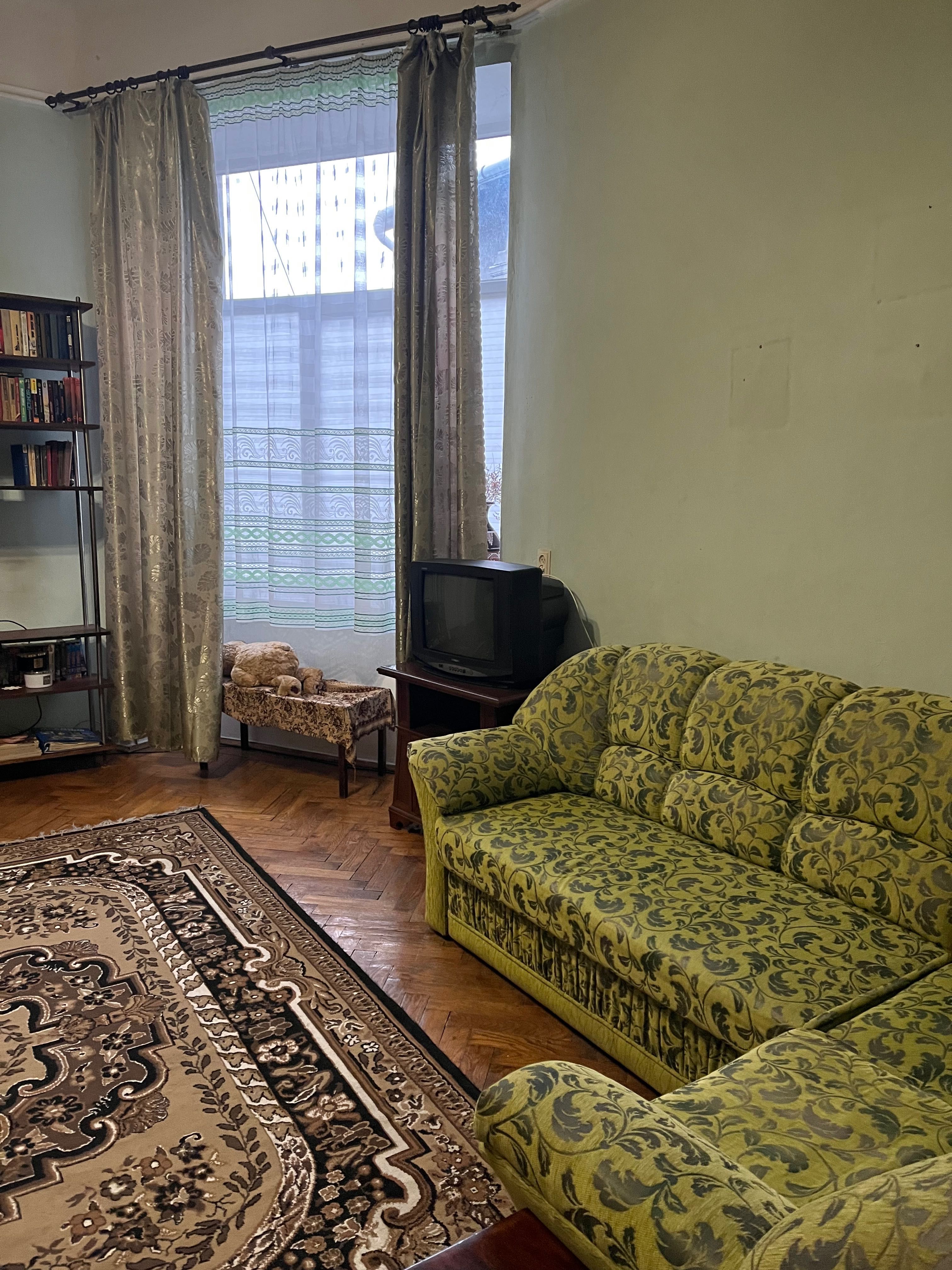 На довготривалий термін квартира в центрі міста