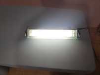 Lampa ścienna podszafkowa