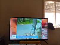 Tv  SILVER 1 ano de uso, com manual