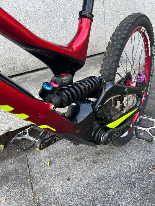 SPECIALIZED DEMO S-WORKS 27.5 carbon Downhill