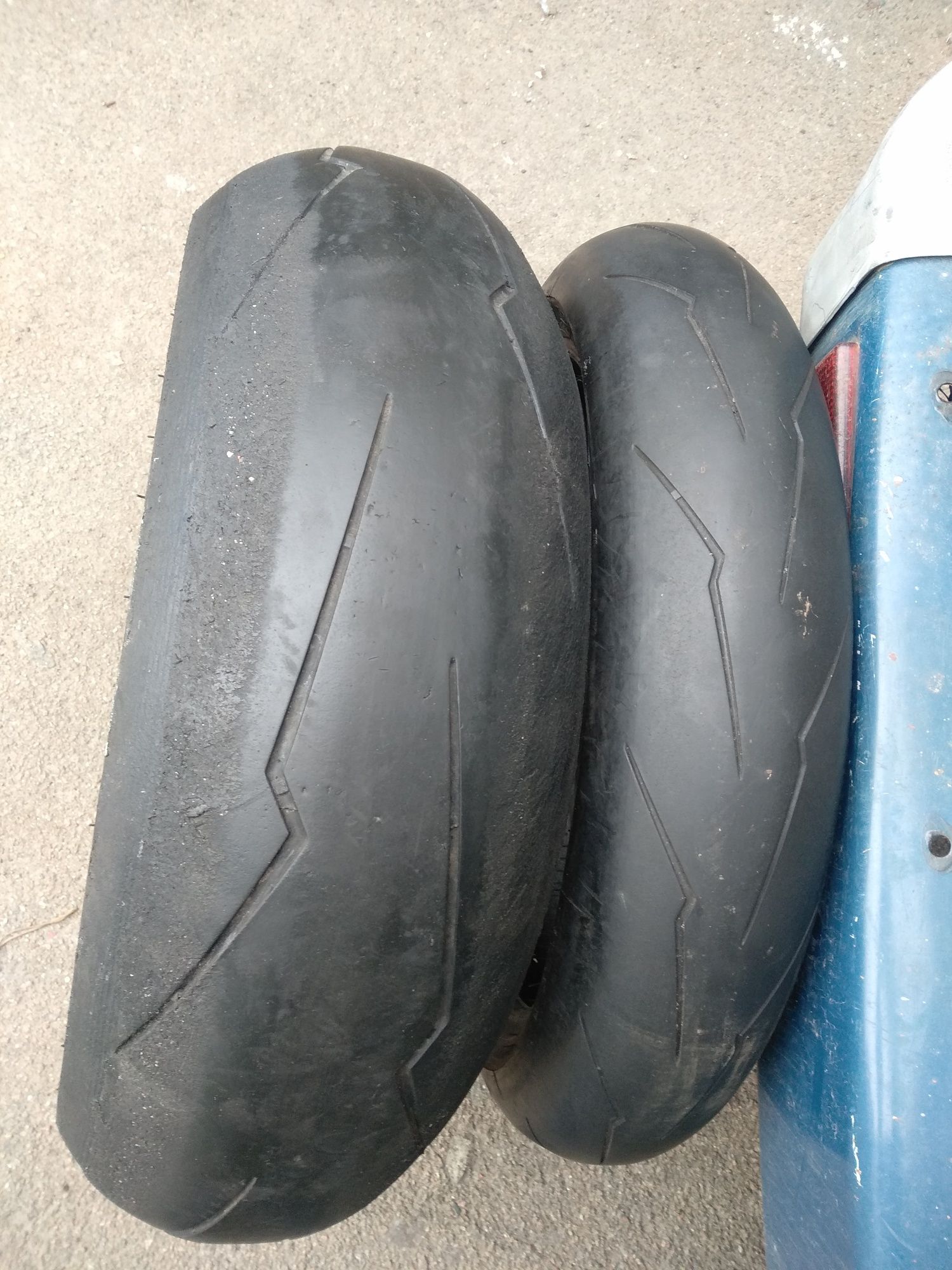 180/60/17+120/70/17 Pirelli Supercorsa SPTriumph Sprint 955I