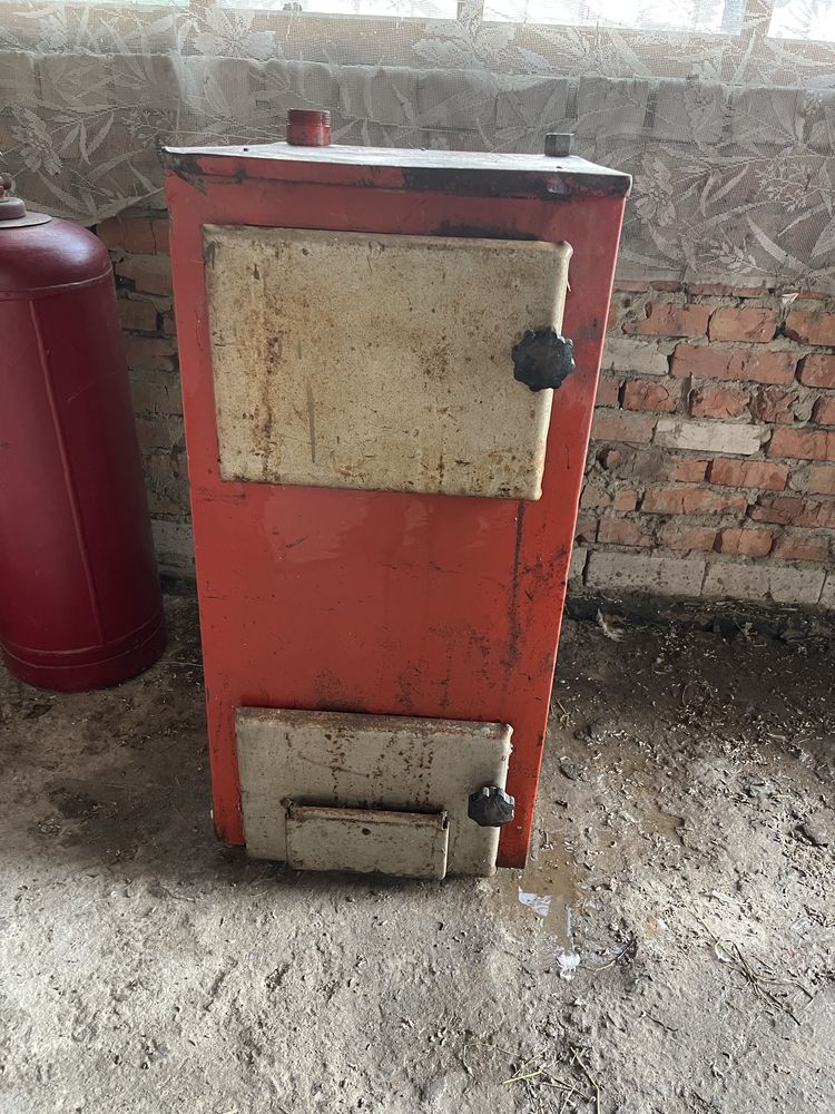Котел твердопаливний, буржуйка, газовый ссср новый