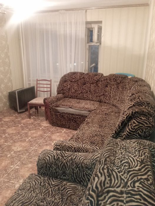 здам 2 кімнатну квартиру