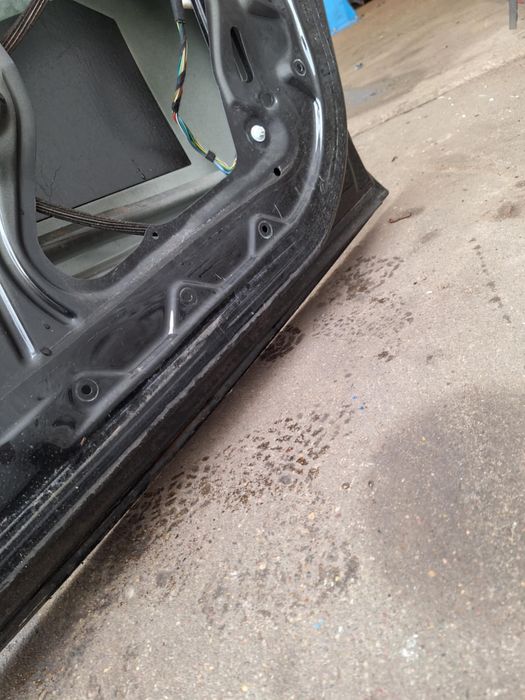 Drzwi BMW e87 Schwarz 2 668/9 Prawe Przód Tył