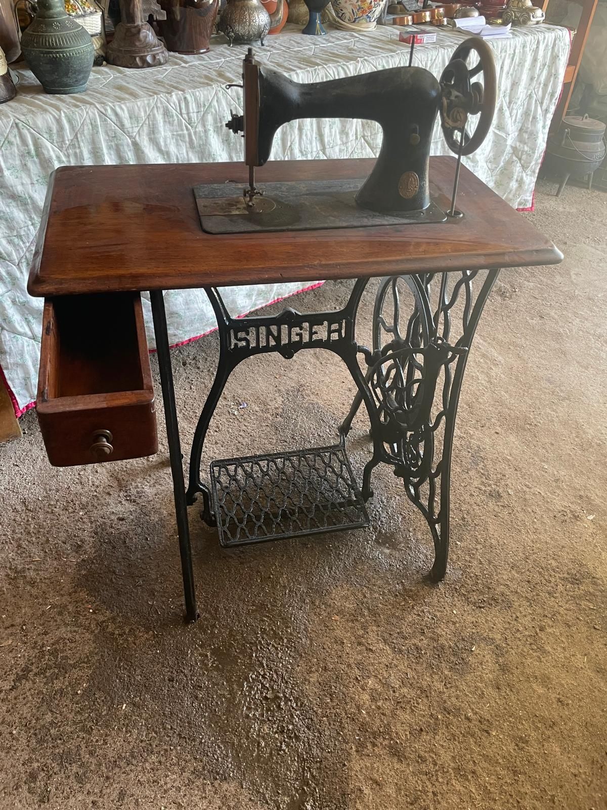 Vendo máquina de costura