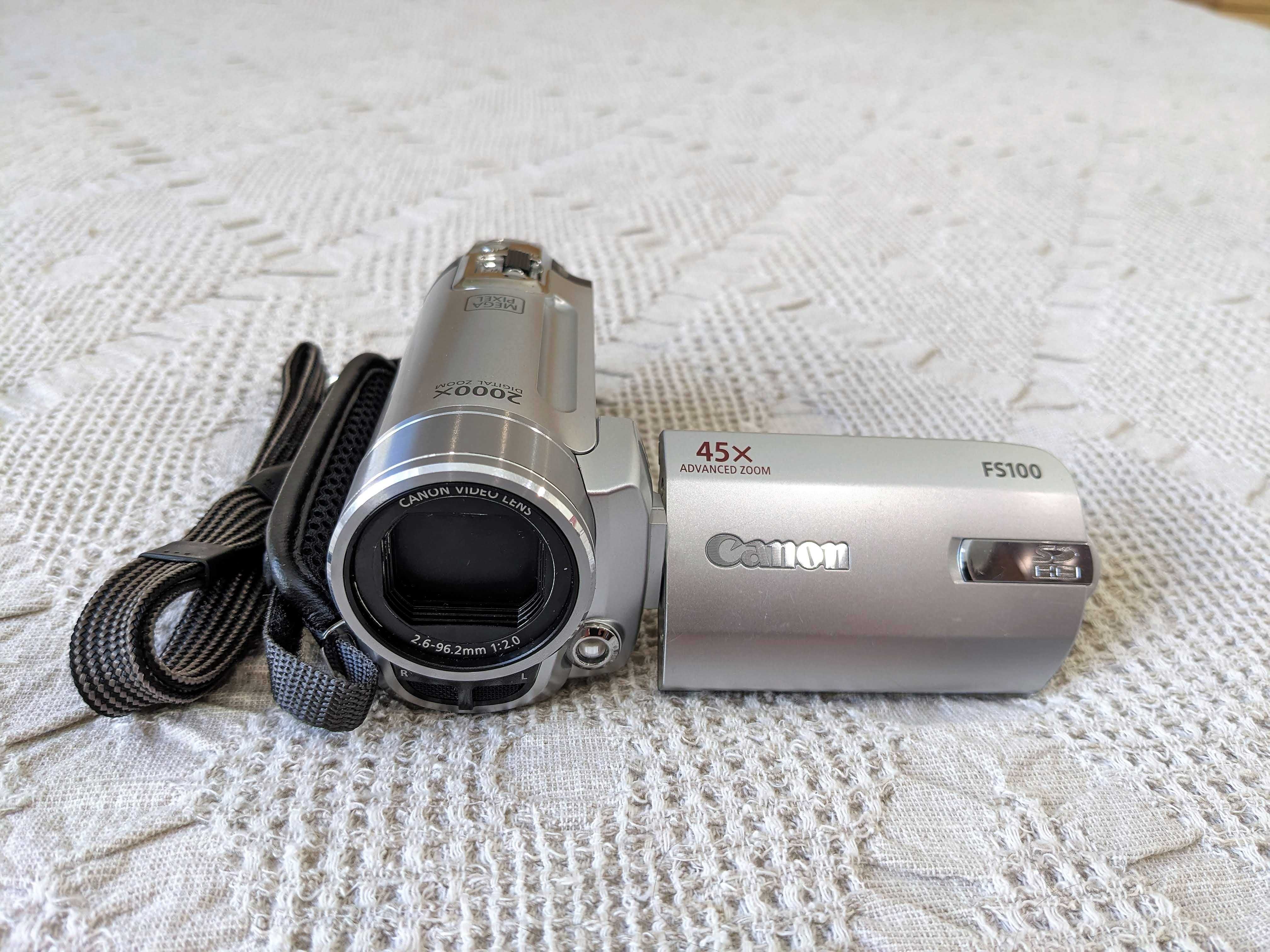 Цифрова відеокамера Digital Video Camera Canon FS100 Silver